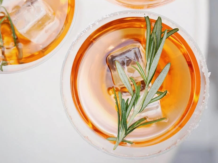 Uncovering the Wonders of Rosemary Tea